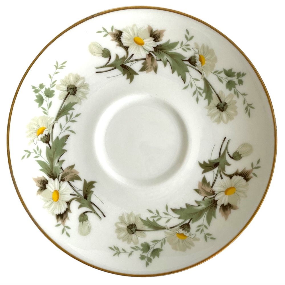 ROYAL DOULTON CLAIRMONT SAUCER  English Translucent China TC 1033 Floral Daisy